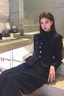 Slim Fit Black Woolen Suit Coat with Waist-Defining Top and Long Pants - Spring Fashion, Chic 90s Style Outfit for Women