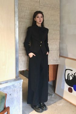Slim Fit Black Woolen Suit Coat with Waist-Defining Top and Long Pants - Spring Fashion, Chic 90s Style Outfit for Women