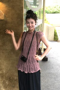 Slim Fit Sleeveless Round Neck Knitted Vest - Versatile Summer Top for 90s Style Fashion