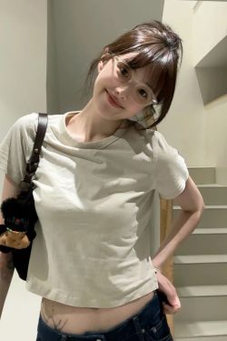 Solid Color Round Neck Short Sleeve T-Shirt - Casual Youthful Versatile Summer Top for Women, Perfect for 90s and Y2K Style