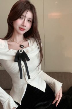 Stylish French Bow Tie Long Sleeve Knitted Top for Women - Unique Slim Fit Blouse for Autumn and Winter Fashion