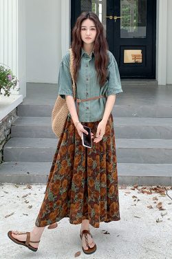 Summer Denim Short Sleeve Shirt and Skirt Two-Piece Set – Elegant Age-Reducing Outfit for May Day OOTD, Perfect for 90s Style
