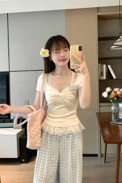 Sweet Spring Summer Short Sleeve Fake Two-Piece T-Shirt Top for Women - Sexy Unique Design, Perfect for Hot Girl Style