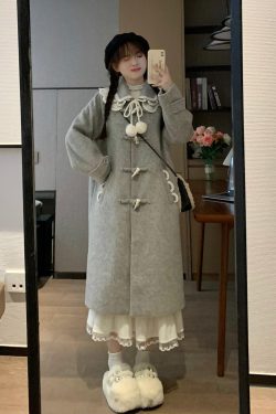 Thick Mid-Length Gray Woolen Coat with Lace Collar - Versatile Women's Outerwear for Early Spring Fashion