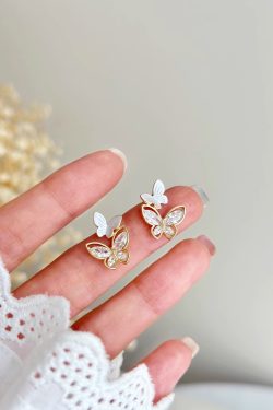 Trendy Butterfly Stud Earrings for Women - Lightweight Luxury Unique Design, Versatile for Commuting and Everyday Wear 2024