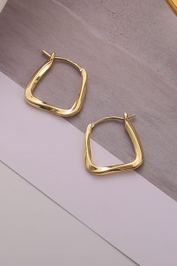 Trendy French-Style Square Earrings for Women - High-End Autumn/Winter Ear Accessories, Chic Ear Clips & Hoops 2024