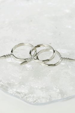Trendy Metal Silver-Plated Exaggerated Screw Ring for Women - Hip-Hop Fashion Accessory, Versatile Statement Jewelry