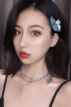 Trendy Multi-Layer Double Cross Necklace in Korean & Japanese Style, Roman Numerals, Hip-Hop Streetwear Accessory