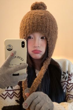 Trendy Plush Pom-Pom Knitted Ear Protection Hat for Women - Warm, Face-Slimming, Packable Autumn Winter Style
