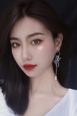 Trendy Retro Dark Style Flowing Rabbit S925 Silver Needle Earrings - Cool Minimalist Personality Jewelry