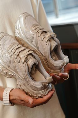 Trendy Retro Mesh Breathable Thick-Soled Dad Shoes for Men - American Style Fashionable Niche Design