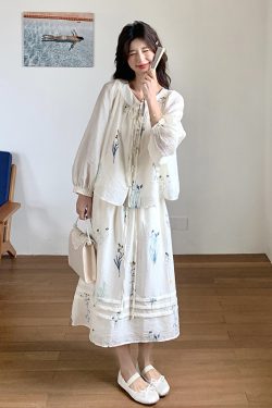 Trendy Summer Chinese Style Outfit Set - Age-Reducing Top and Skirt Ensemble for Perfect May Day OOTD