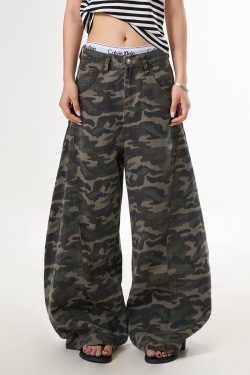 Trendy Women's American Camouflage Wide-Leg Pants with Draping Effect - Retro Loose Fit for a Slimming Casual Look