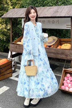 Trendy Women's Floral Dress and Knitted Cardigan Two-Piece Set - Spring Fashion, Chic Style, Perfect for 90s and Y2K Looks