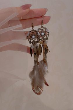 Tribal Princess Brown Feather Vintage Long Earrings - Women's Ethnic Ear Clips, Boho Chic Accessories for a Unique Look