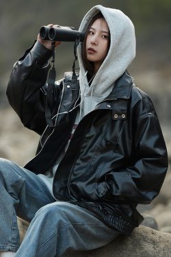 Unisex American Retro Street Pilot Leather Jacket, Loose Fit, Stylish Stand-Up Collar, Black Motorcycle Jacket for Spring and Autumn