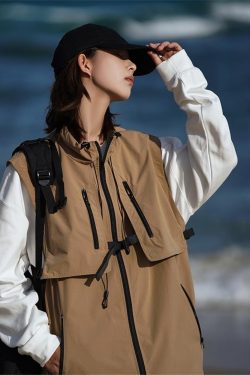 Unisex Japanese Style Zip-Up Stand Collar Vest - Motorcycle Workwear Casual Sleeveless Jacket for Spring Outdoor Adventures