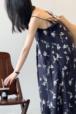 V-Neck Floral Loose Strap Dress for Women - 2025 Summer Casual Beach Long Skirt, Elegant Vacation Style