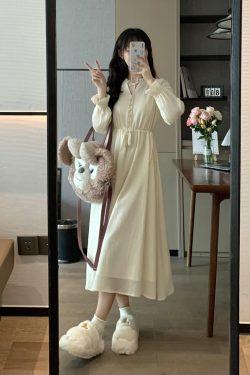 V-Neck White Waist-Design Slimming Elegant Vintage Long Sleeve Dress for Early Spring Vacation - 90s Inspired Fashion