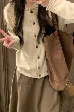 Versatile All-Cotton Color-Woven Checkered V-Neck Vest for Women - Loose Simple Elegant Layering Piece for Autumn 2023