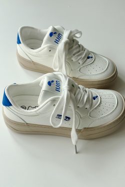 Versatile Thick-Soled White Sneakers for Women - Retro American Style 2025 Training Shoes, Trendy Y2K Fashion Footwear