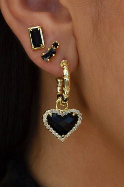 Vintage Black Agate Heart-Shaped Earrings with Diamond-Inlaid Gold, French Style Light Luxury, Hypoallergenic Silver Needles