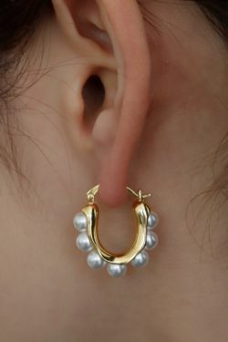 Vintage French-Style Gold-Plated Round Pearl Earrings - High-End European-American Minimalist Fashion for Commuting