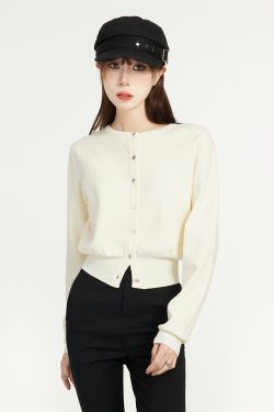 Vintage-Inspired Round Neck Knitted Cardigan for Women - Elegant Short Coat for Spring and Autumn, Stylish Niche Design