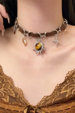 Vintage Leather Spliced Sun Pendant Choker Necklace for Women, Collarbone Chain Neck Accessory, Boho Style Jewelry