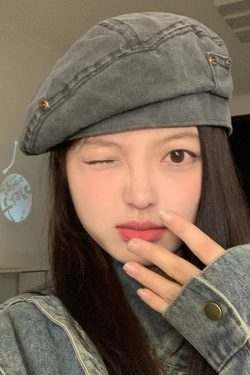 Vintage Women's Washed Beret Hat - Retro Casual Artistic Japanese Style for Small to Big Head Circumference, Perfect for Autumn