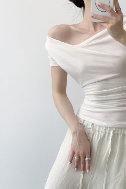 White Flared Collar Short Sleeve Wool T-Shirt for Women - 2025 Summer Slim Fit Top, Chic Designer Style, Fashion Essential