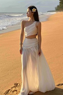 White Off-Shoulder Waist-Exposing Dress for Women - Dreamy Beach Vacation & Travel Dress, Perfect for Summer Photo Shoots