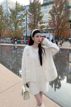 White Sleeveless A-Line Knitted Dress for Women, Elegant Autumn/Winter Style, Chic High-Quality Fashion for Fall