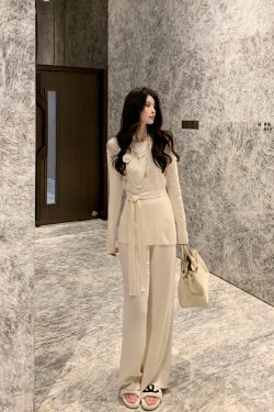 White Wool Knit Sweater and Straight Leg Pants Two-Piece Fashion Set for Women, Slim Fit, Chic 90s-Inspired Style
