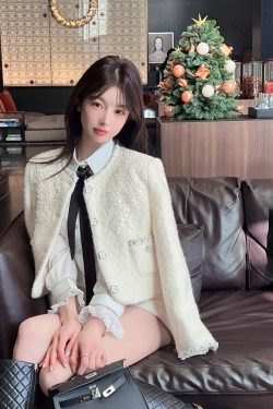 Winter Down Liner 30% Wool Embroidered Elegant Women's Short Wool Overcoat