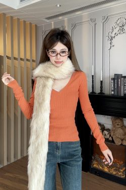 Winter Slim Fit V-Neck Long Sleeve Cable Knit Top for Women - Vintage Style, Sexy Base Layer