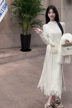 Winter White High-Waisted Pencil Skirt - Lace Detail, 50% Wool, Slim Fit Long Skirt for Elegant Style