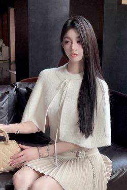 Winter White Mink Velvet Knitted Shawl Cape Set with Inner Vest - Women's Two-Piece Set for Cozy Chic Style