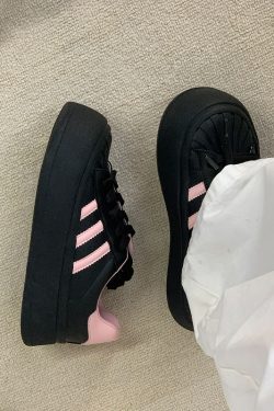 Women's 2025 Versatile Thick-Soled Platform Sneakers - Casual Round-Toe Height-Increasing Little Black Shoes for Trendy Style