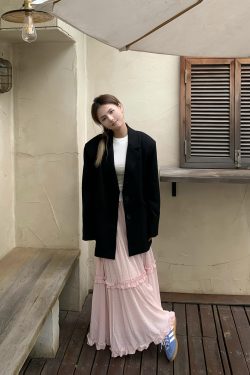 Women's Black Slim-Fit Blazer - High-End Versatile Suit Jacket for Spring and Autumn, Chic and Stylish Office Wear