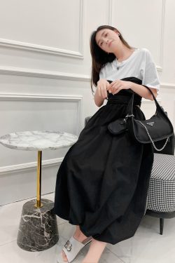 Women's Color Block Pleated Waist Slimming Fit Short Sleeve T-Shirt - European & American Style, Black and White, Summer Cotton Top