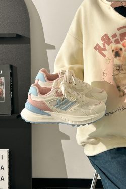 Women's Korean Style Breathable Soft-Soled White Sneakers with Thick Soles - Versatile Spring Dad Shoes