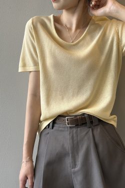Women's Lightweight Minimalist Ice Silk V-Neck Short Sleeve T-Shirt - Cool Summer 2025 Loose Fit Top
