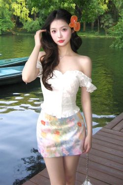 Women’s Miu-Style Summer Hollow-Out One-Shoulder Puff Sleeve Short-Sleeve Shirt, Two-Way Wear, Trendy Casual Top