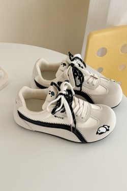 Women’s Retro Black and White De Xun Sneakers - Breathable Thin Sole Casual Summer Shoes