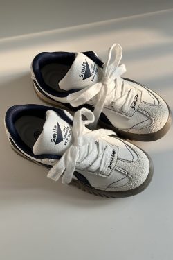 Women's Retro Casual Sneakers - Versatile White Sneakers for Autumn Winter 2025 - Trendy Niche Style