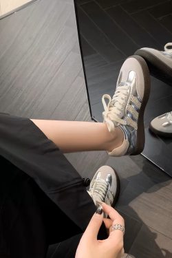 Women's Retro Lace-Up Flat Shoes - Silver Casual Footwear, Comfortable Versatile Design, Trendy 2025 Style
