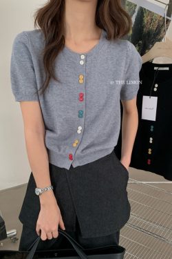 Women's Slim Fit Round Neck Short Sleeve Knitted Cardigan - Stylish Summer T-Shirt Top for a Youthful Look