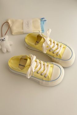 Women's Slip-On Canvas Shoes with Thick Sole - Round Toe, Summer 2025 Style, Comfy Lazy Fashion Footwear