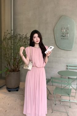 Women's Summer Two-Piece Outfit - Pink Chiffon Top and Skirt Set, Heartfelt Moon Shadow, Trendy Y2K Fashion